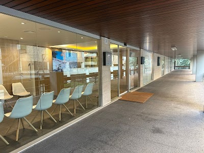 Instituto Diagonal Oftalmología 