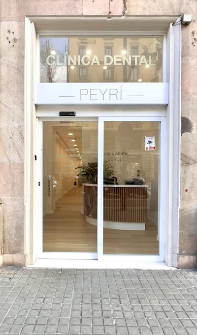 Clínica Dental Peyrí
