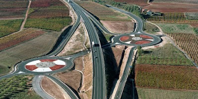 CONSTRUCCIONES RUBAU