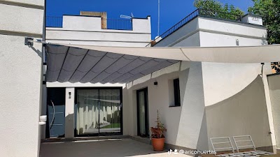 Toldos y Cortinas